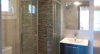 Papalus 3* يوريت دي مار